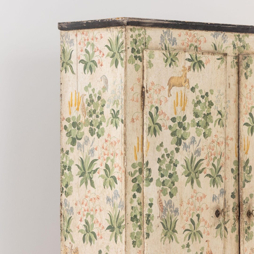 17_2227_19th_century_Florentine_hand_painted_armoire_cabinet_039