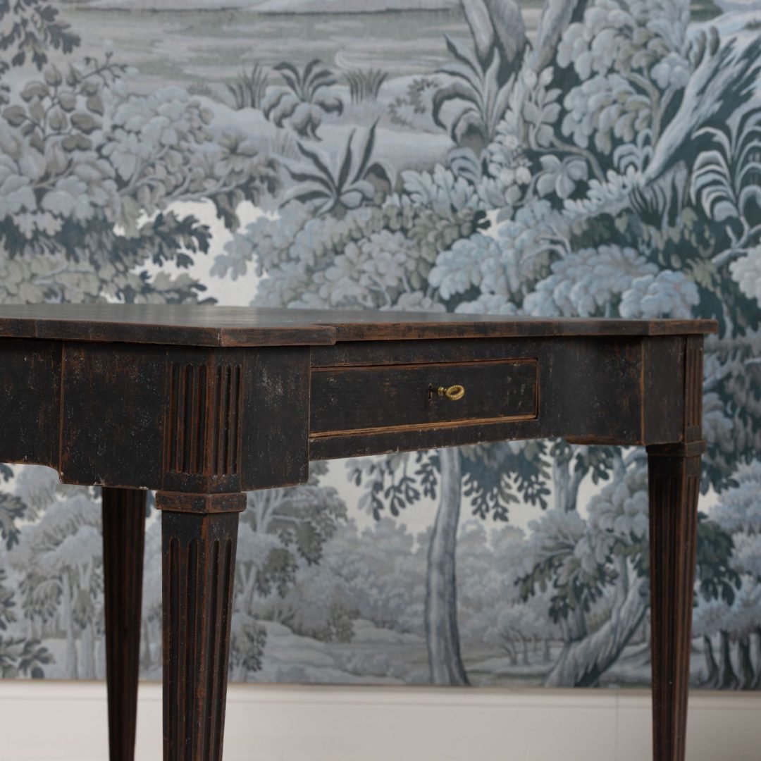 17_2339_18th_century_dutch_Louis_XVI_painted_writing_desk-0030