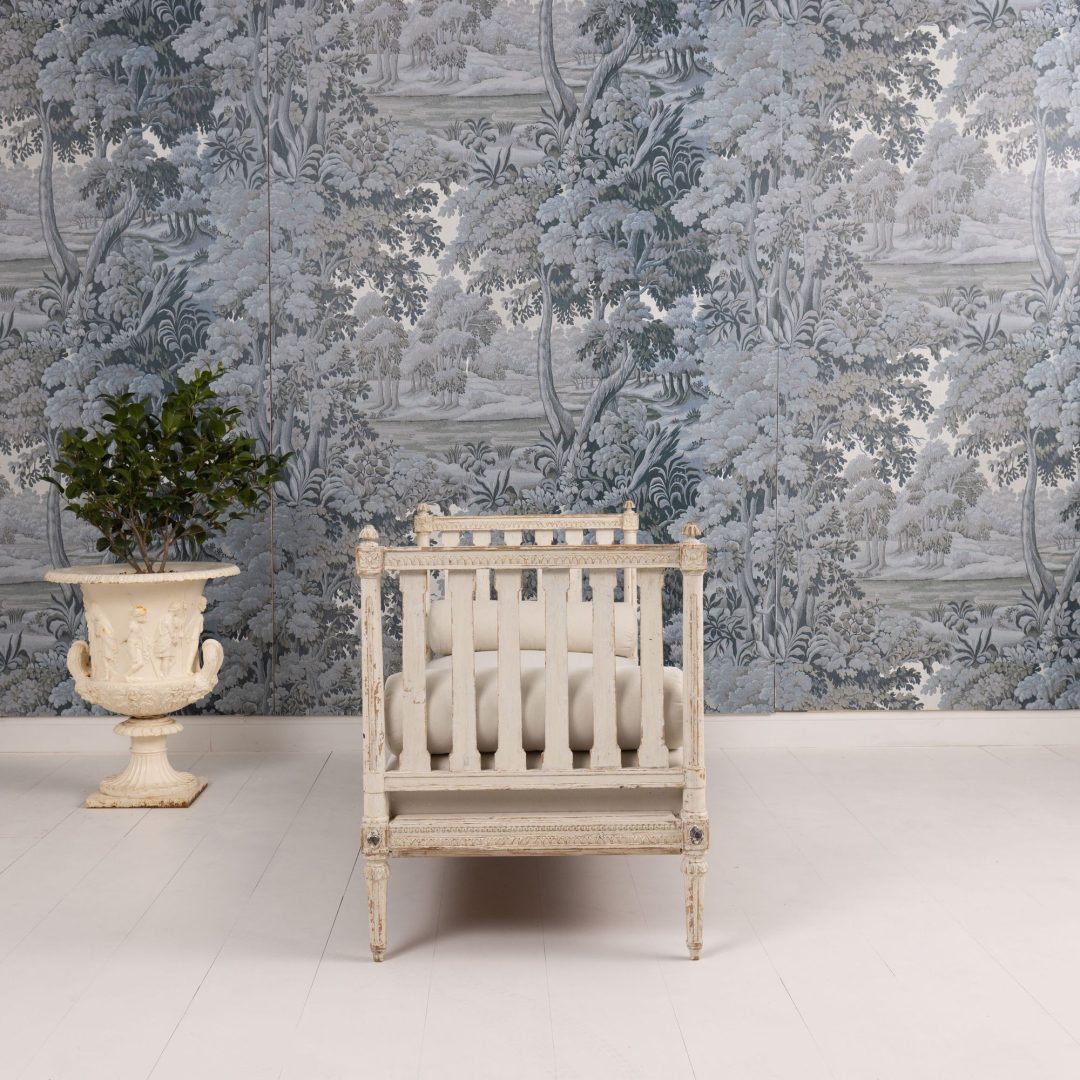 18_2335_19th_century_Swedish_Gustavian_daybed_in_original_paint-0017