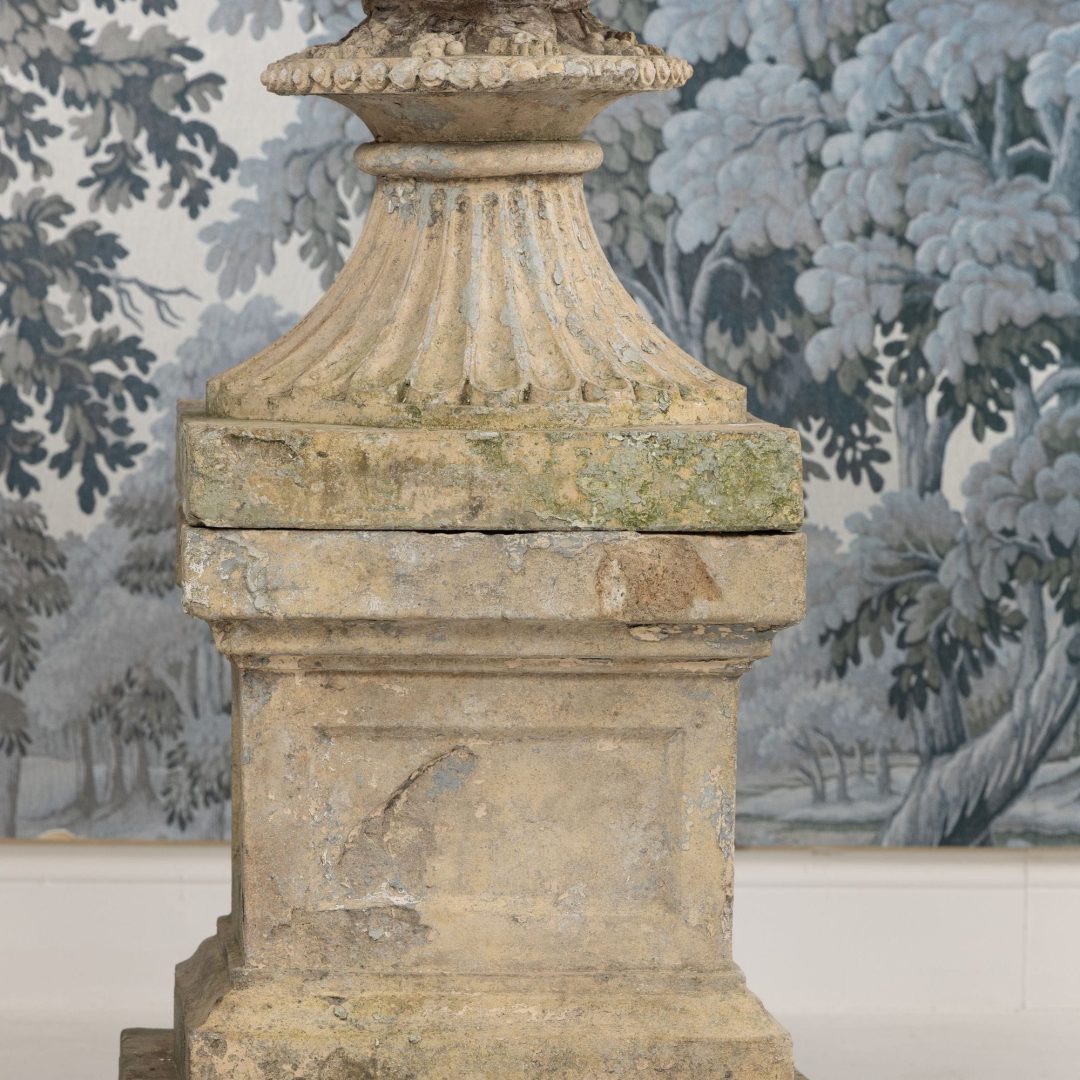 18_2341_19th_century_Scottish_buff_terracotta_urns_on_plinths-0035