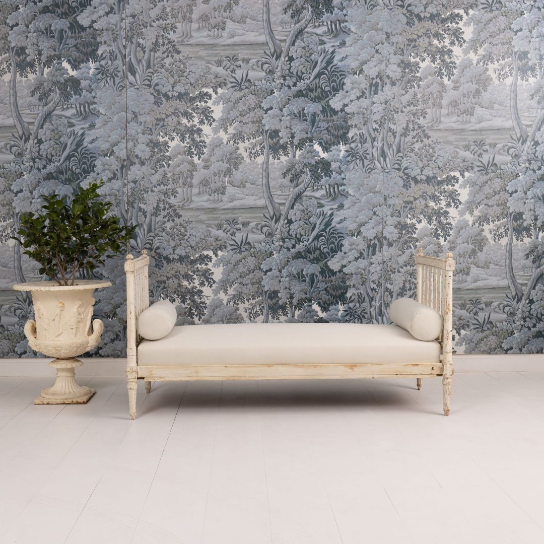 19_2335_19th_century_Swedish_Gustavian_daybed_in_original_paint-0019