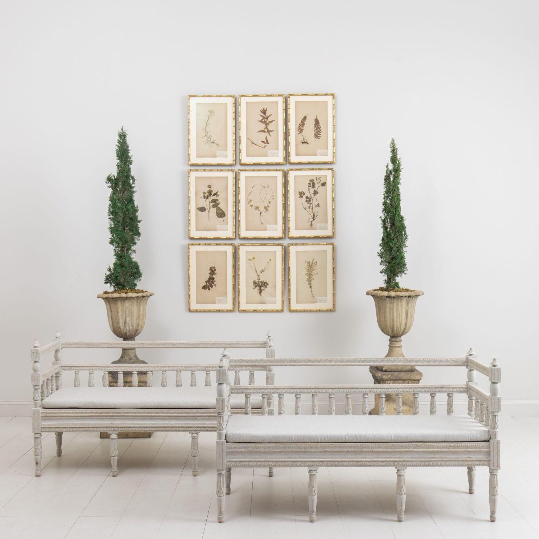 1_2097_19th_century_swedish_gustavian_pair_painted_benches_sofas_dalarna_030
