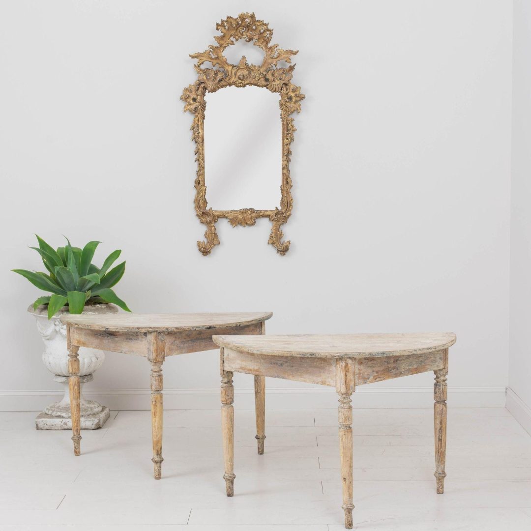 1_2132_19th_century_swedish_gustavian_pair_of_demilune_console_tables_in_original_patina_005