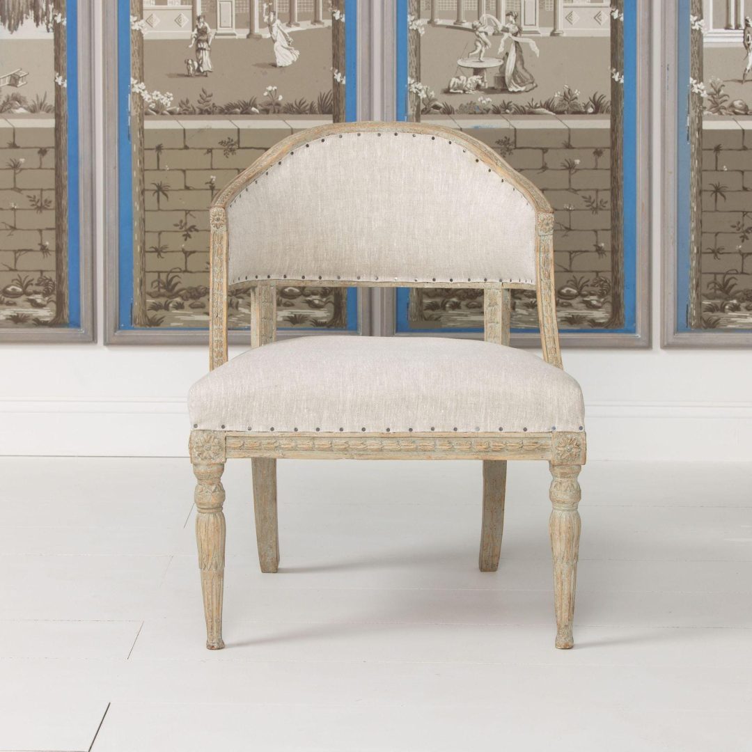 1_2164_B_19th_century_Swedish_Gustavian_upholstered_painted_barrel_back_chair-0002