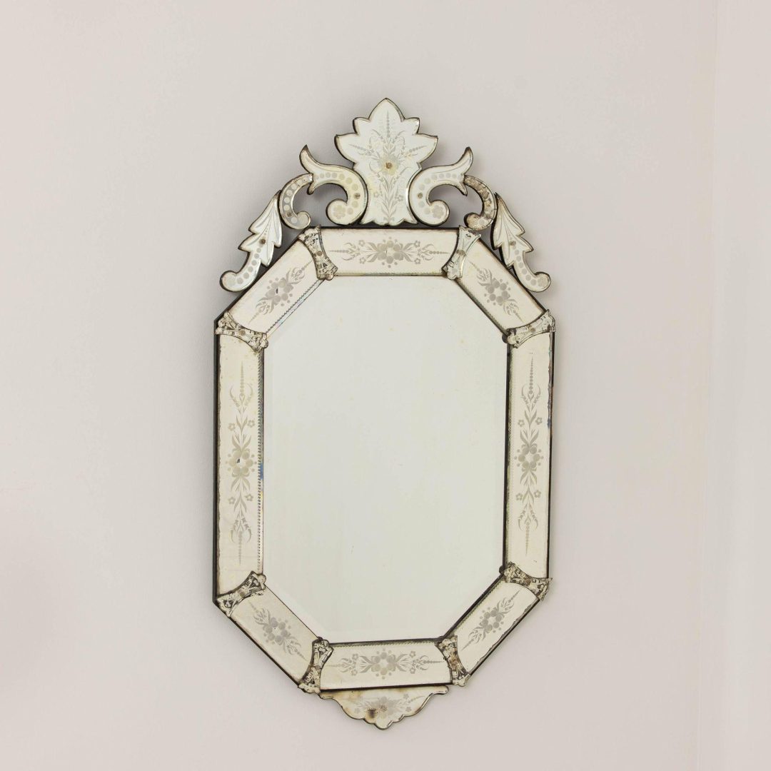 1_2234_19th_century_Italian_Venetian_etched_mirror_003