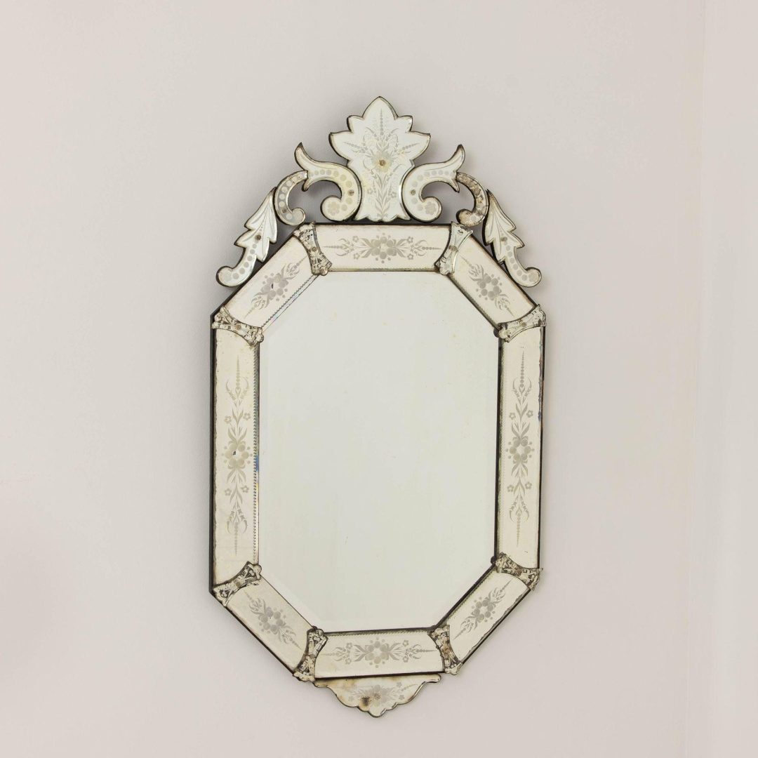 1_2234_19th_century_Italian_Venetian_etched_mirror_003