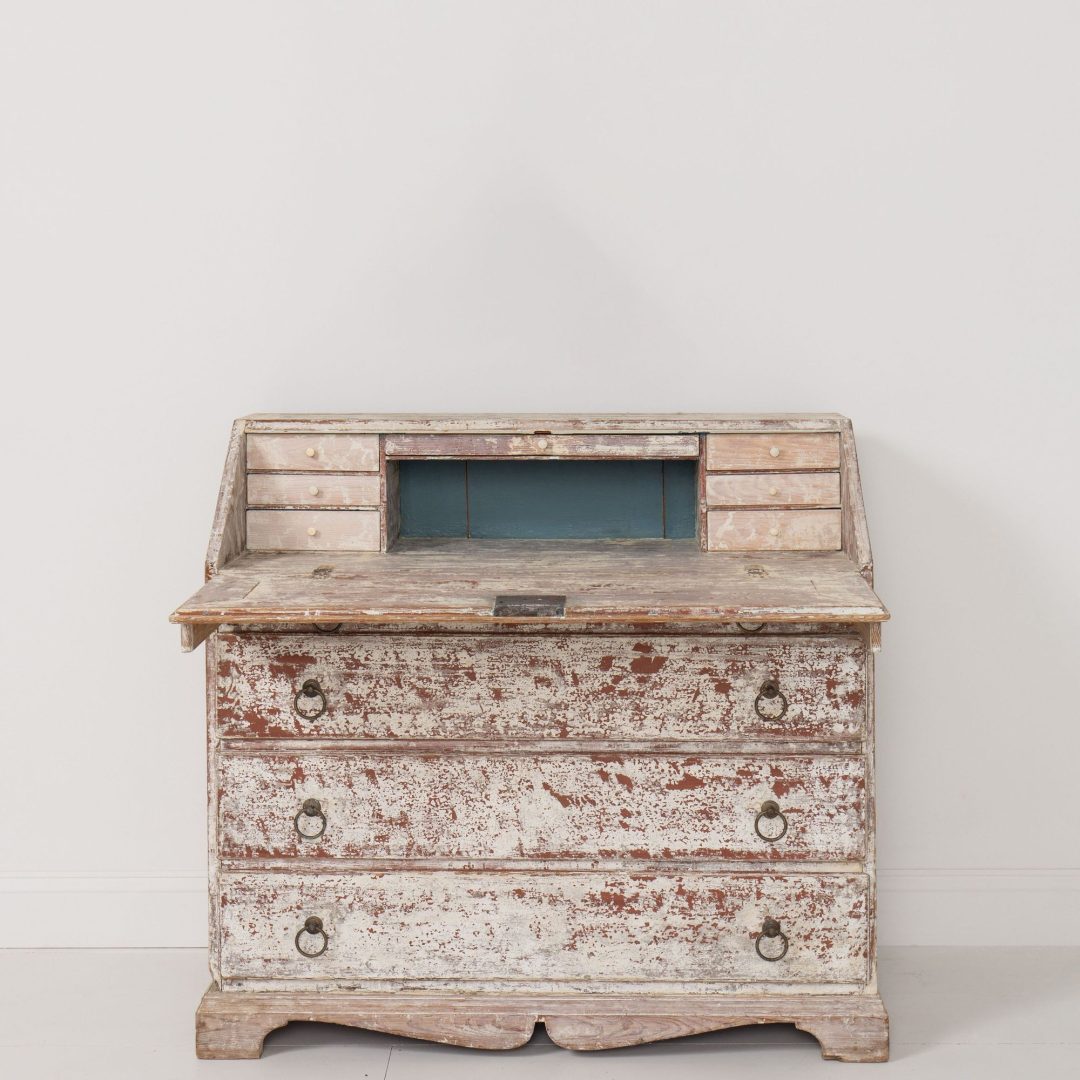 1_2305_19th_century_swedish_bureau_desk_in_original_paint-0003