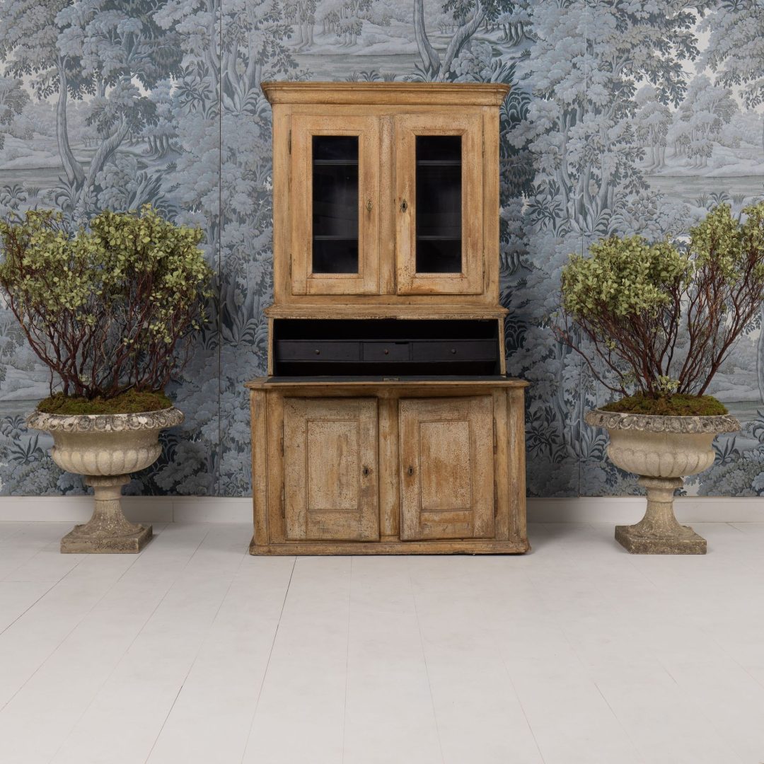 1_2306_19th_century_swedish_vitrine__secretary_in_original_paint-0002