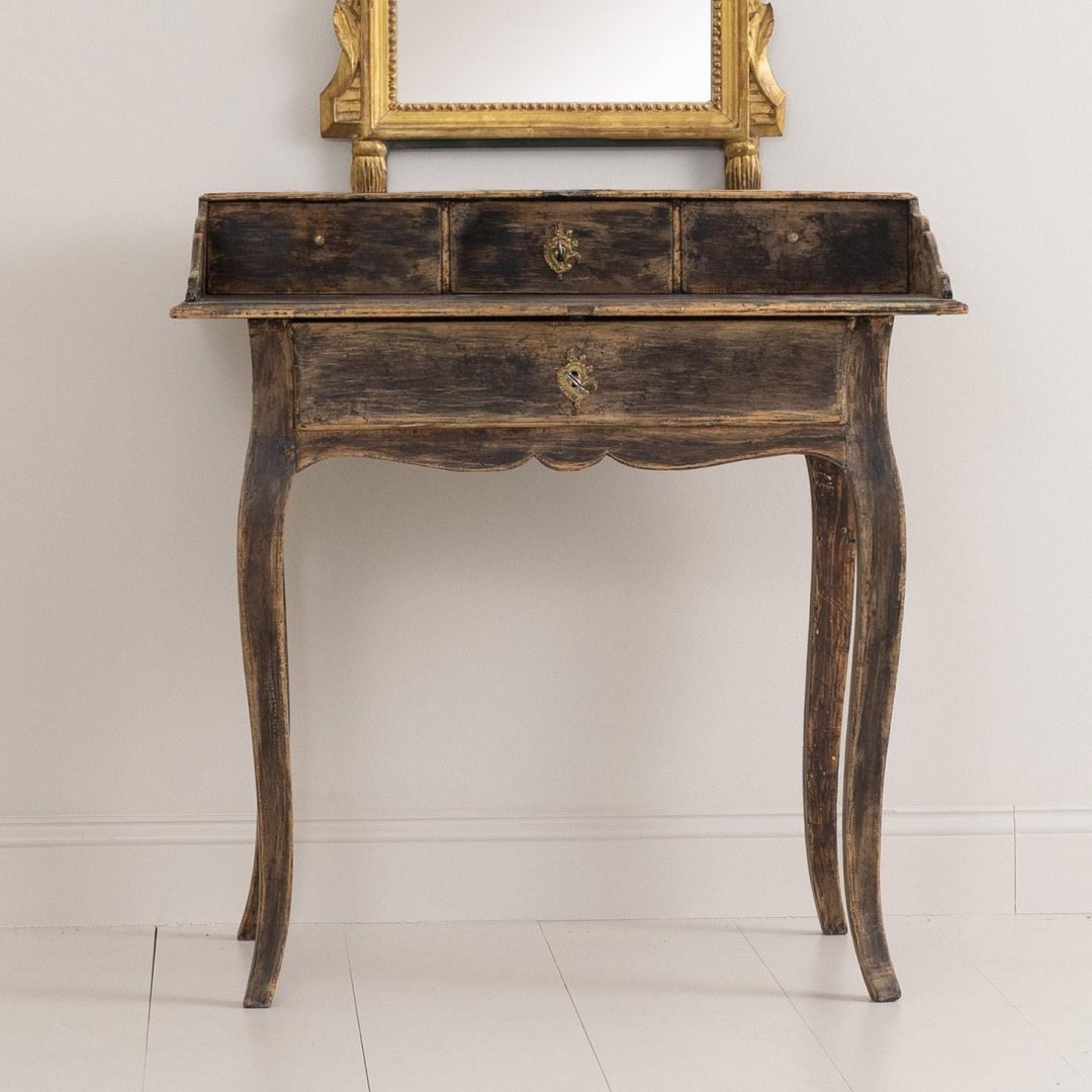 2109_18th_century_Swedish_rococo_original_paint_desk_secretary_1c