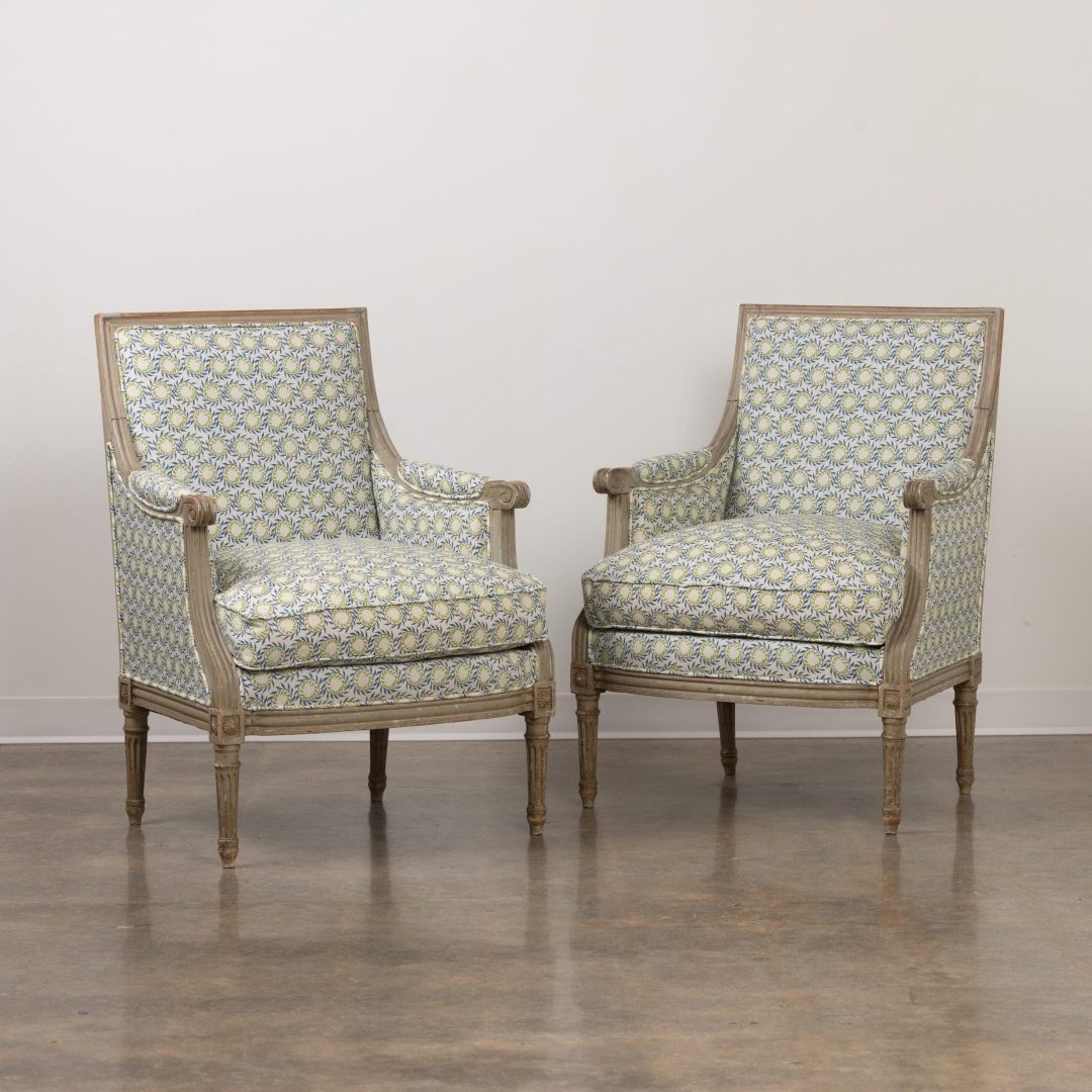 2163_19th_century-french_pair_of_bergere_chairs_original_paint_001b