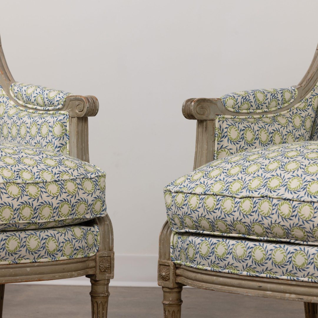 2163_19th_century-french_pair_of_bergere_chairs_original_paint_006b