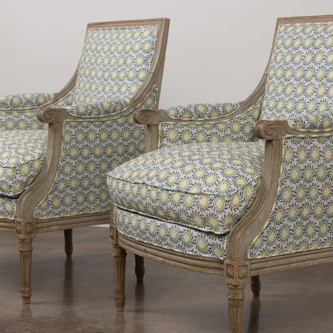 2163_19th_century-french_pair_of_bergere_chairs_original_paint_009b
