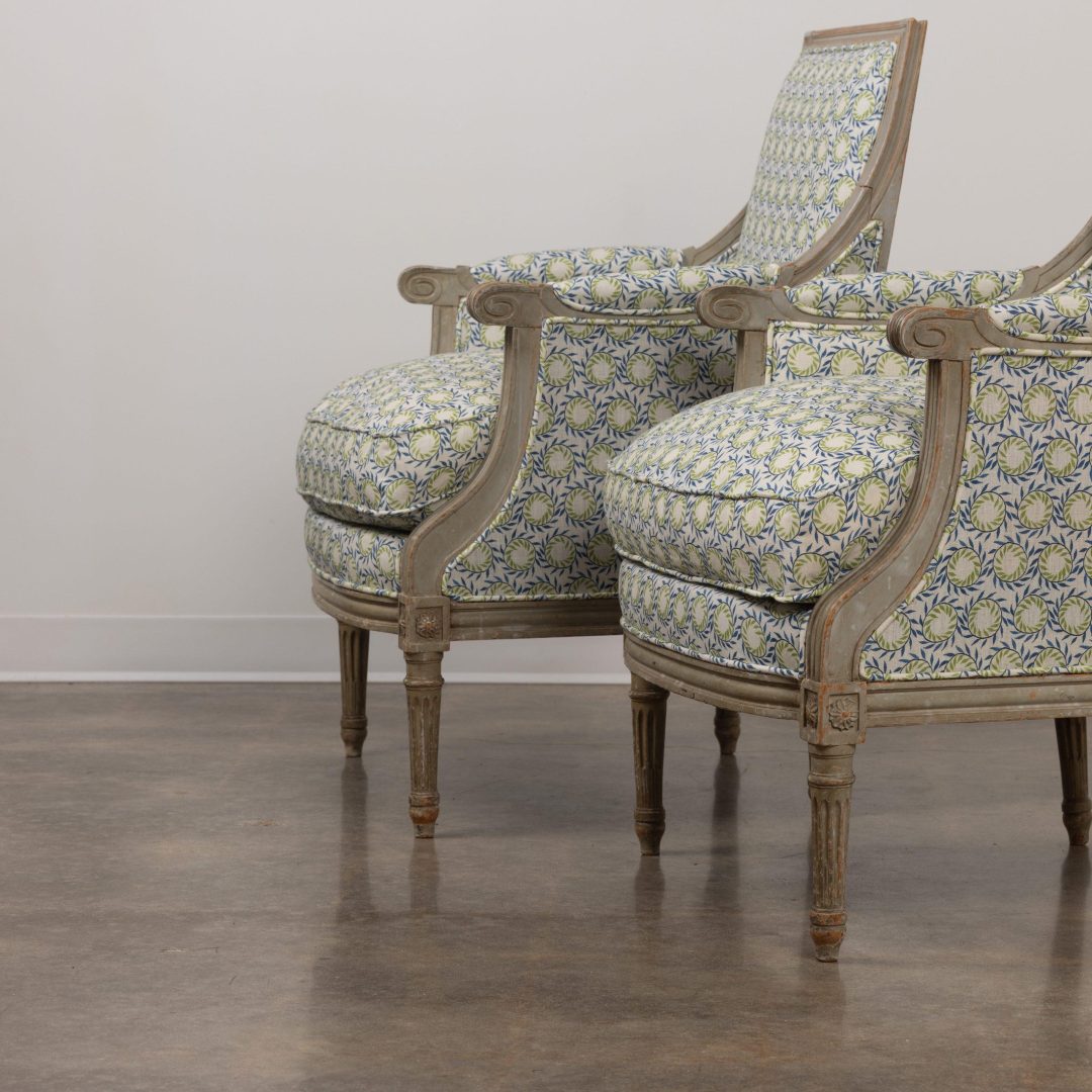 2163_19th_century-french_pair_of_bergere_chairs_original_paint_010b