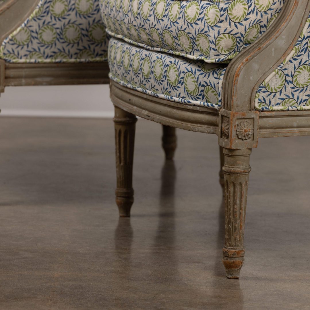 2163_19th_century-french_pair_of_bergere_chairs_original_paint_012b