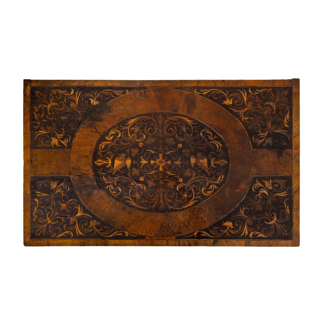 2279_17th_century_english_william_and_mary_walnut_and_ebony_floral_marquetry_chest_of_drawers_028b