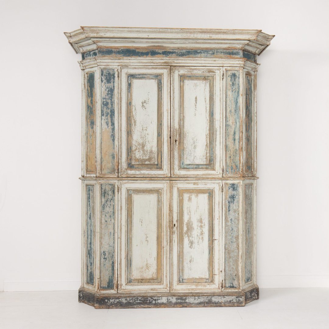 2293_18th_century_Italian_cabinet_in_original_paint-0002