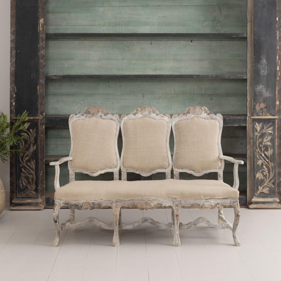 2_2127_19th_century_swedish_original_paint_rococo_sofa_bench_settee_50