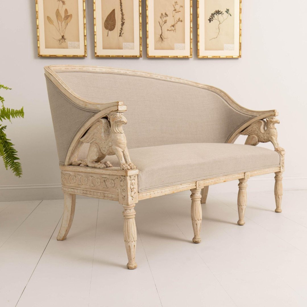 2_2235_Swedish_Gustavian_sofa_with_griffins_in_original_paint_021