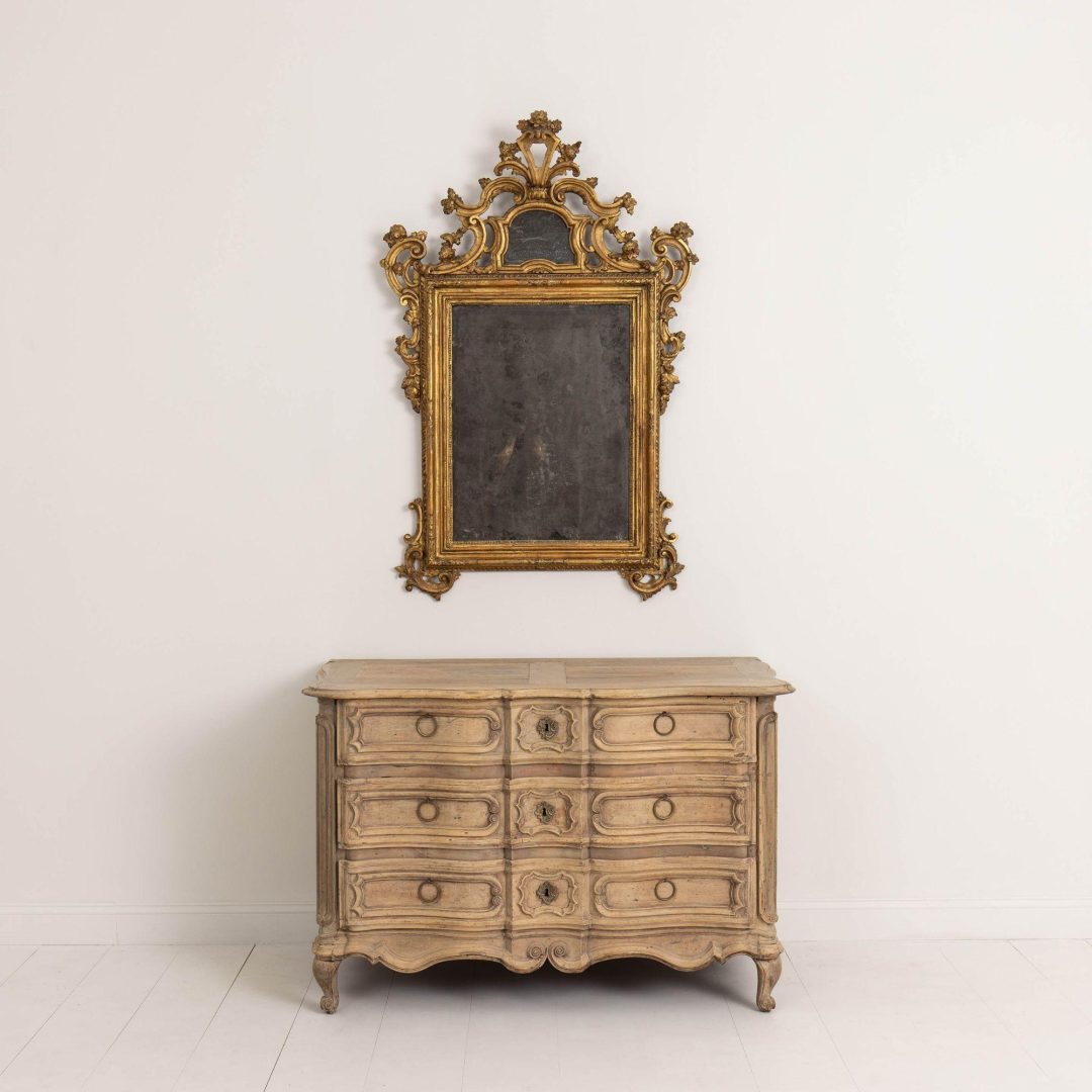 2_2270_18th_century_french_bleached_walnut_commode_027