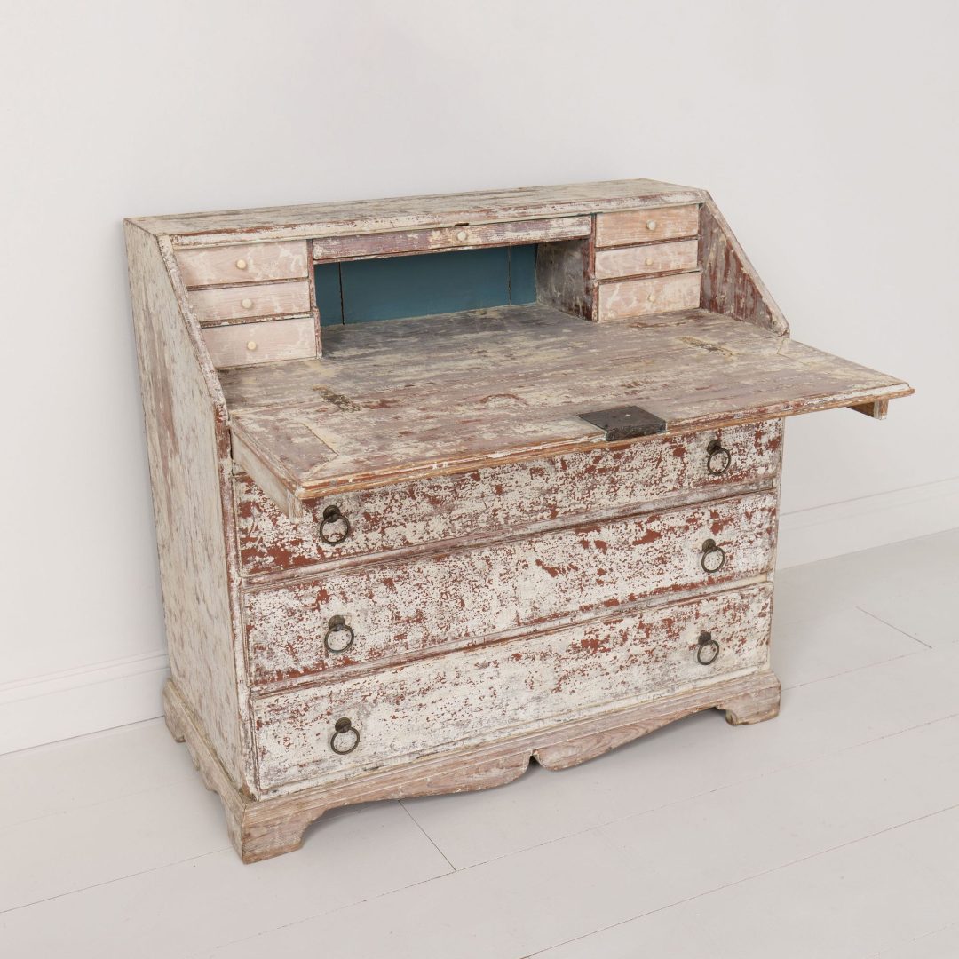 2_2305_19th_century_swedish_bureau_desk_in_original_paint-0004