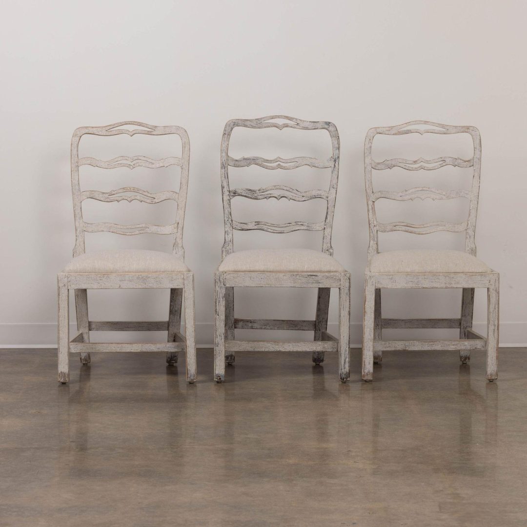 2_850_set_of_six_19th_century_Swedish_Gustavian_chairs_004