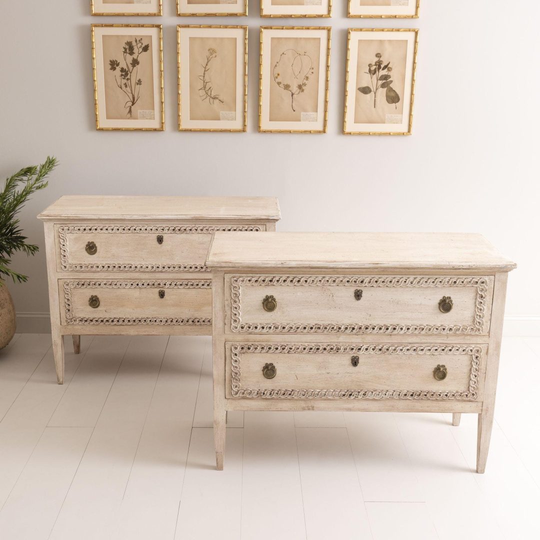 3_2061_italian_neoclassical_style_large_painted_pair_commodes_chests_3