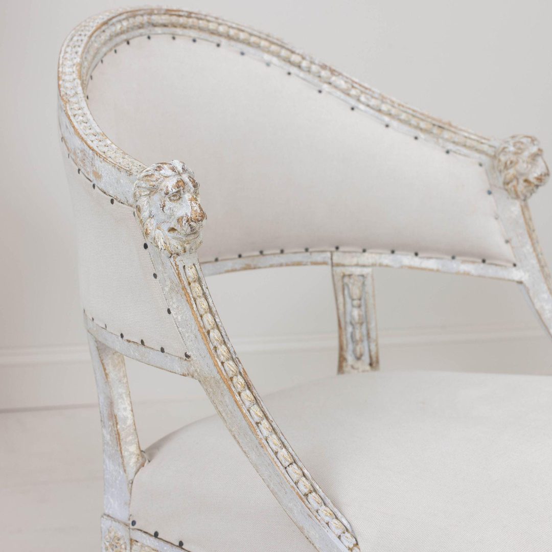 3_2159_19th_century_swedish_gustavian_pair_of_painted_barrel_back_arm_chairs_009