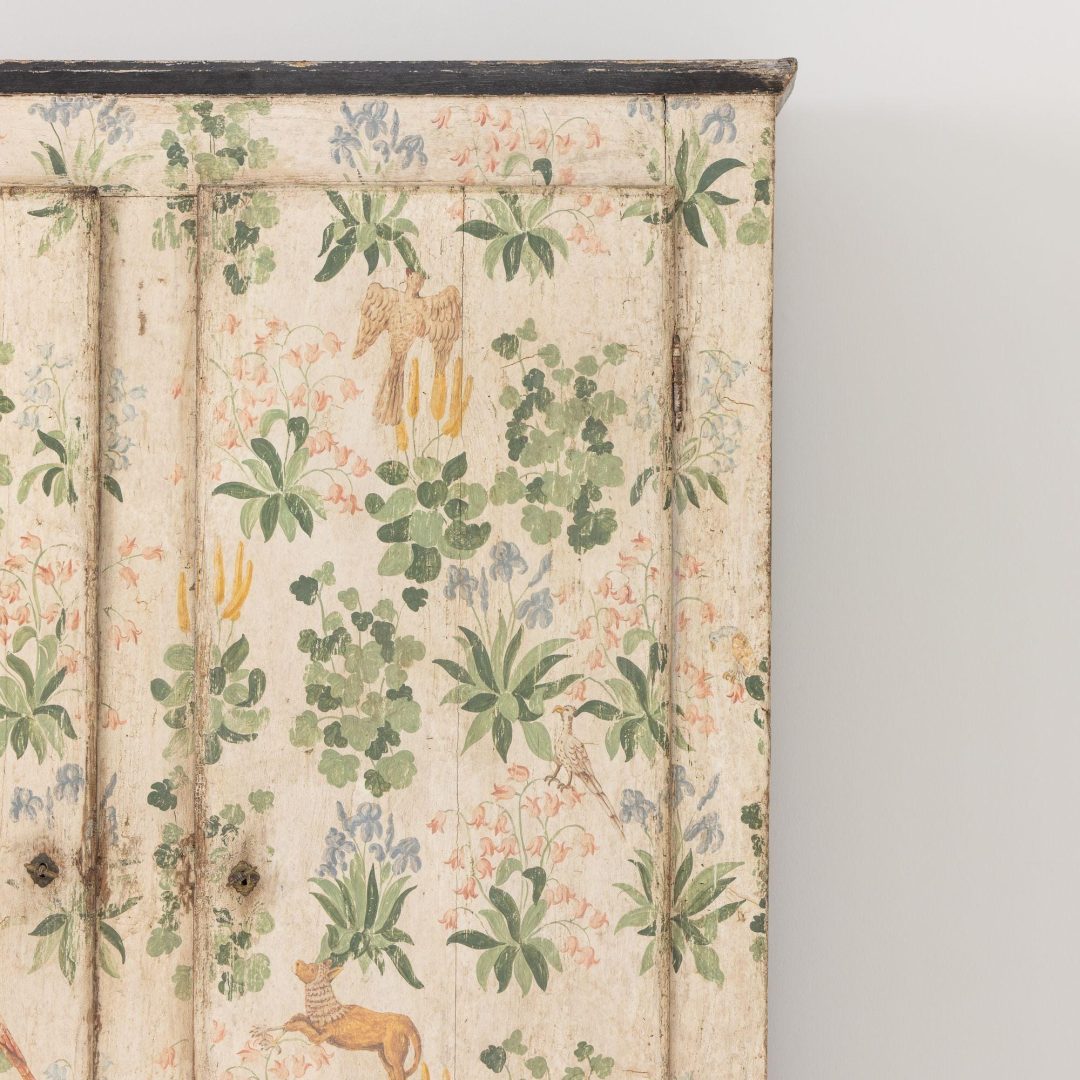 3_2227_19th_century_Florentine_hand_painted_armoire_cabinet_002