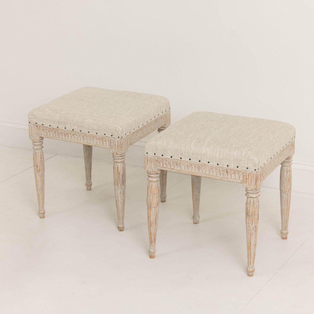 3_2274_19th_century_pair_of_painted_Swedish_Gustavian_stools_signed_Johannes_Ericsson_003