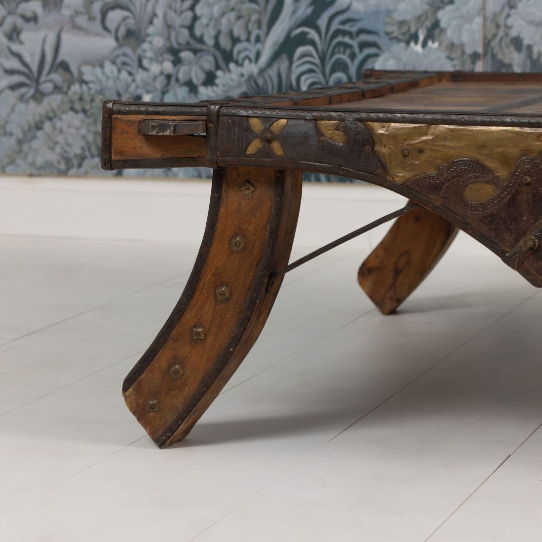 3_2292_Early_20th_century_Mauritania_acacia_wood_coffee_table-0004