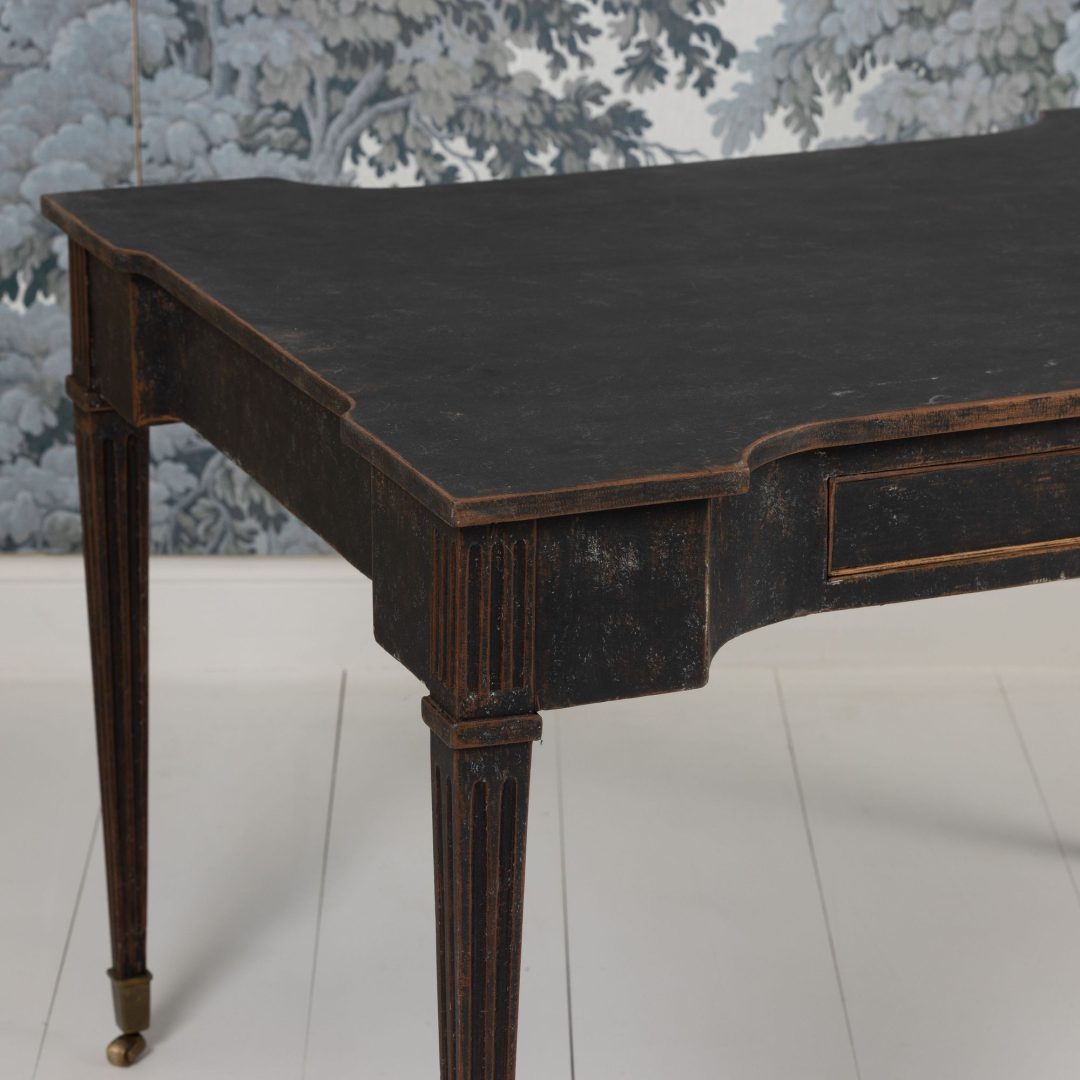 3_2339_18th_century_dutch_Louis_XVI_painted_writing_desk-0006
