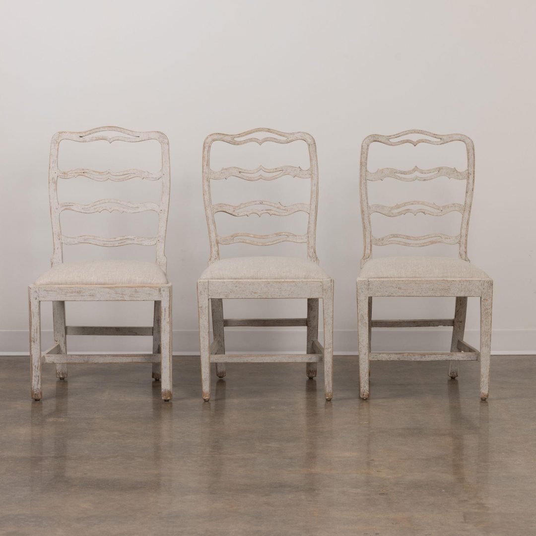 3_850_set_of_six_19th_century_Swedish_Gustavian_chairs_006