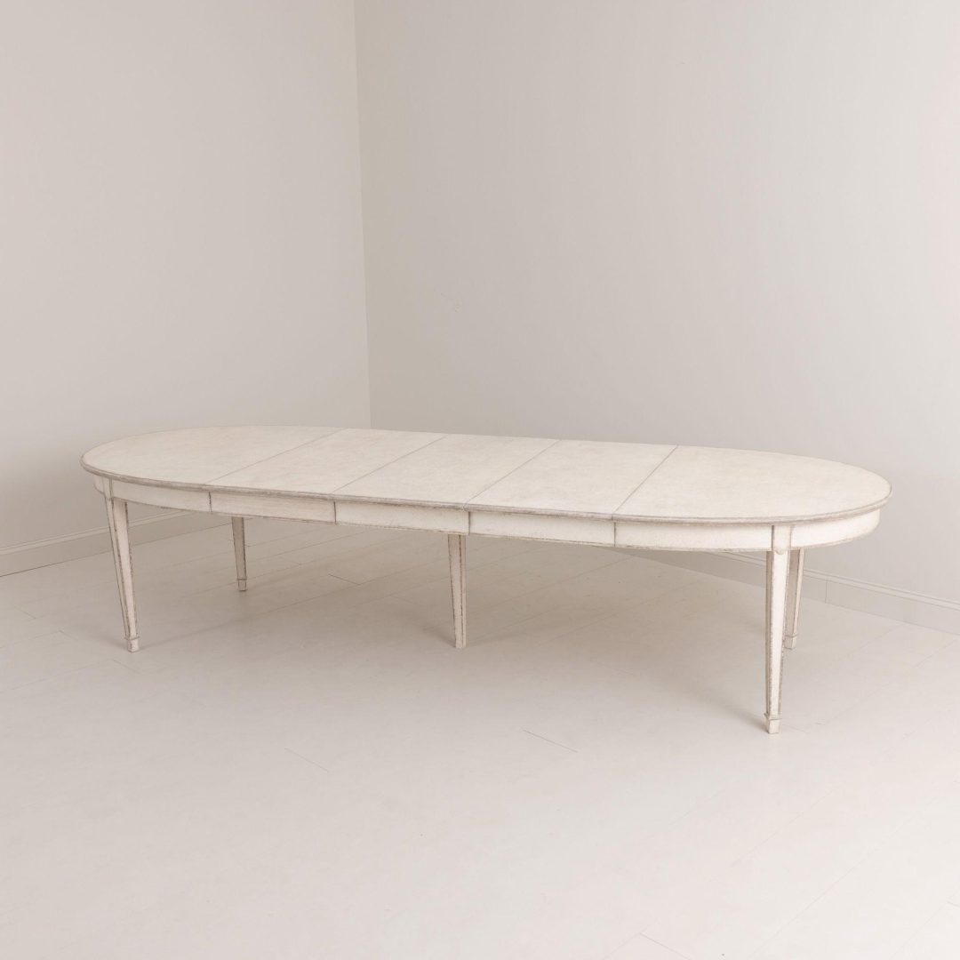 4_2020_swedish_gustavian_painted_extension_dining_table_three_leaves_14