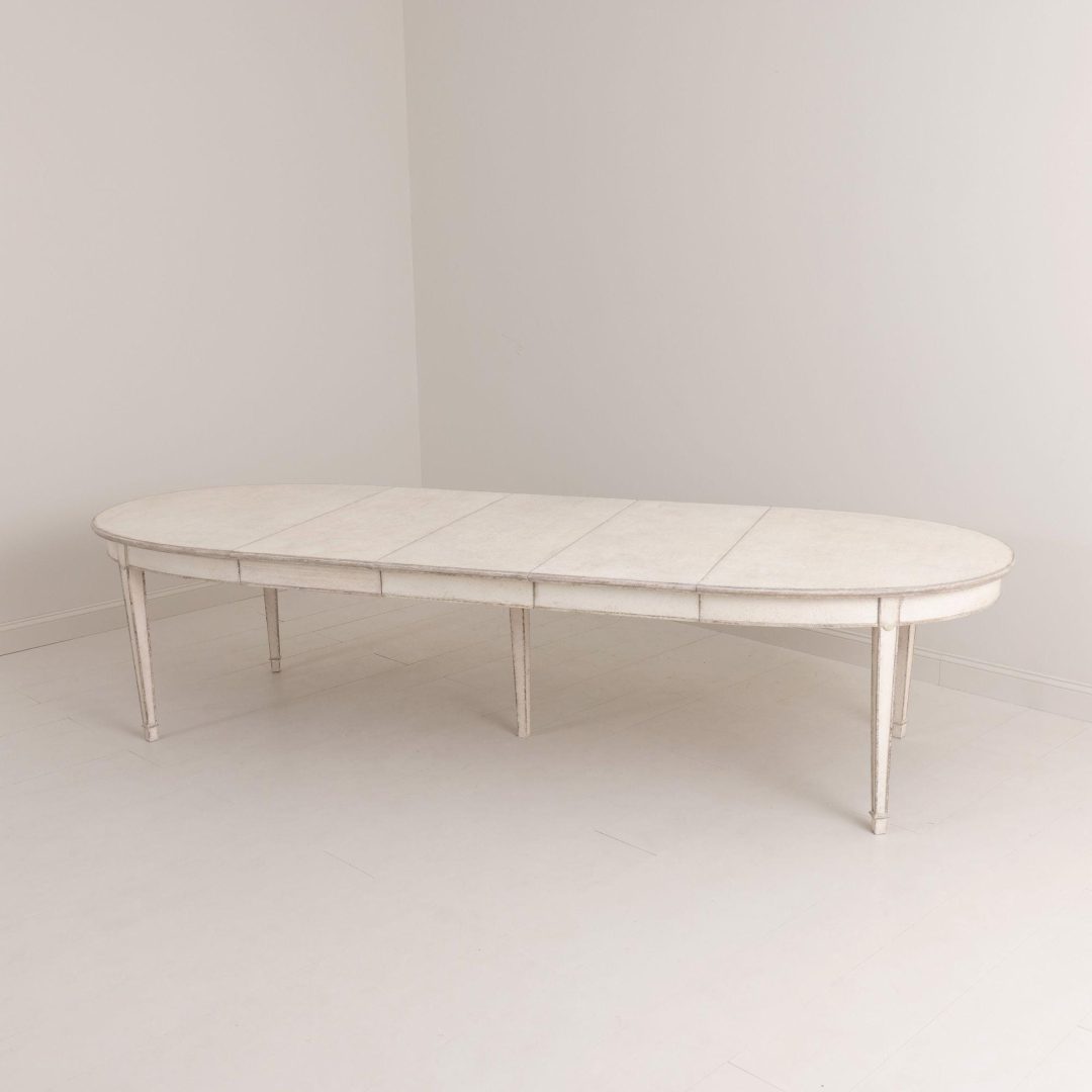 4_2020_swedish_gustavian_painted_extension_dining_table_three_leaves_14