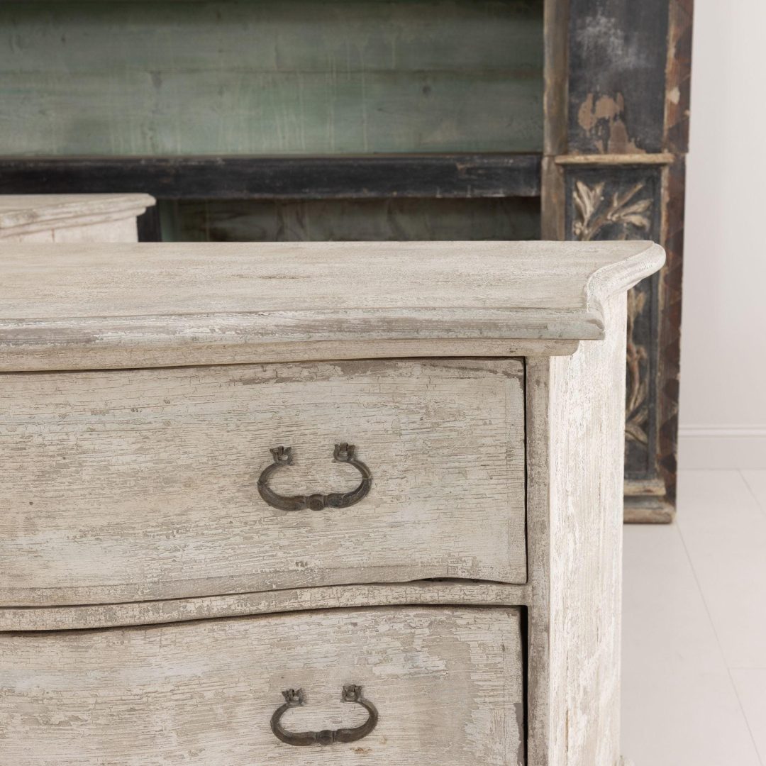 4_2059_pair_Italian_baroque_style_large_painted_commodes_chests_8