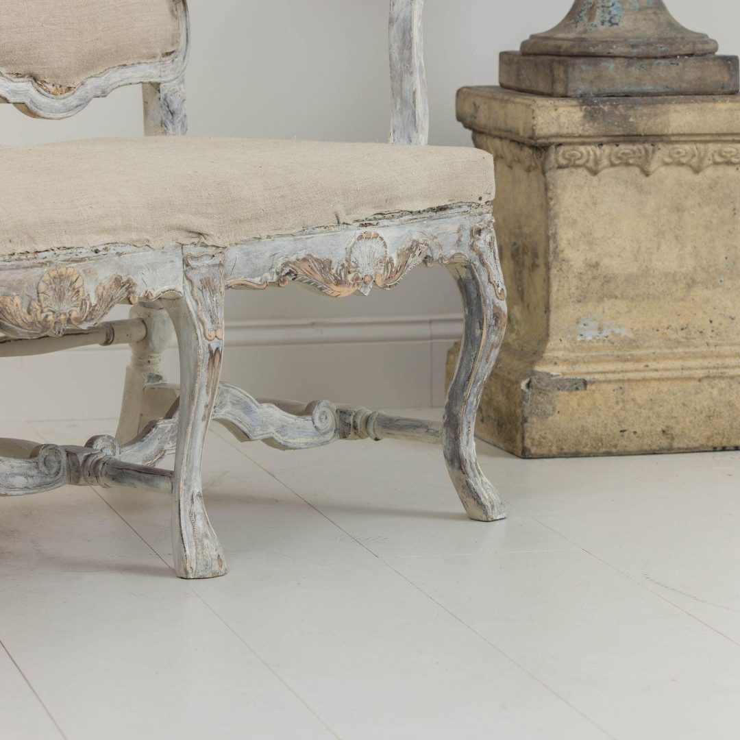 4_2127_19th_century_swedish_original_paint_rococo_sofa_bench_settee_028