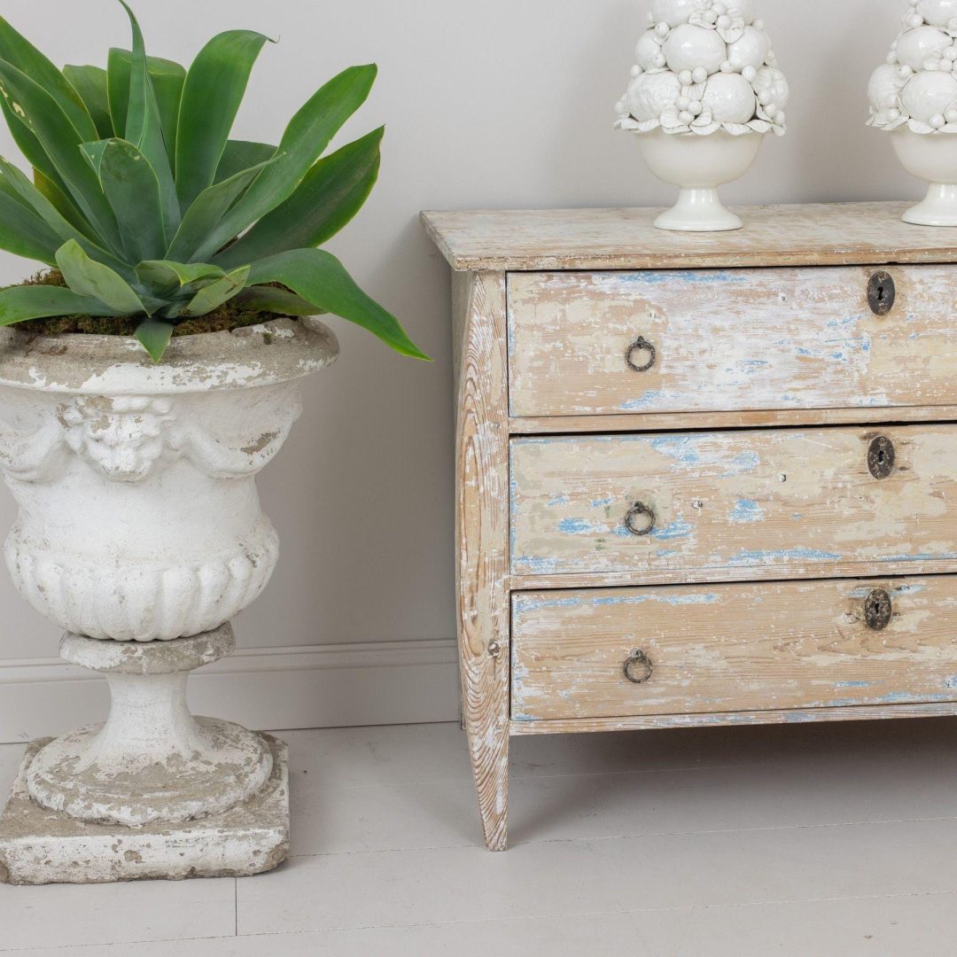 4_2134_19th_century_dutch_commode_in_original_paint_006