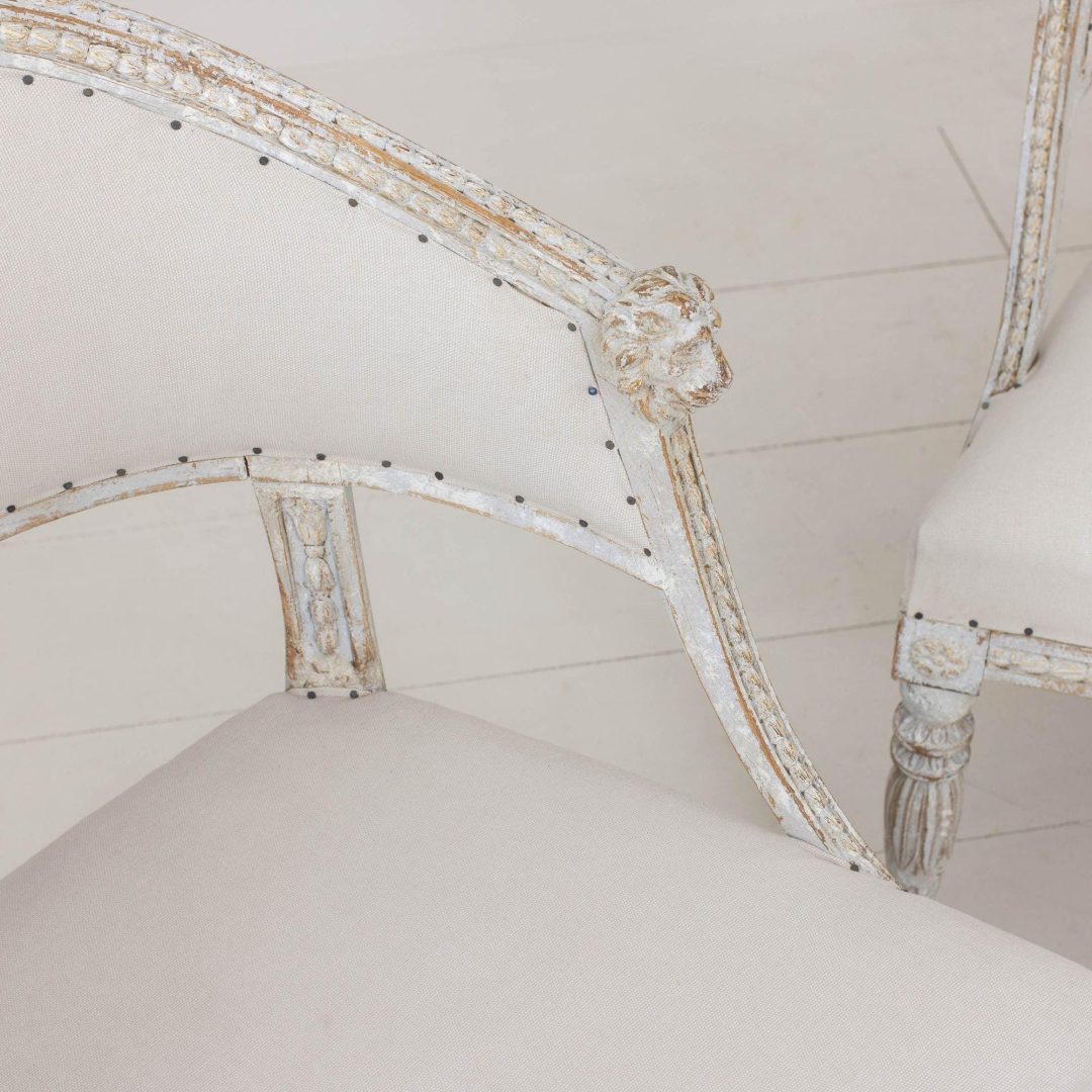4_2159_19th_century_swedish_gustavian_pair_of_painted_barrel_back_arm_chairs_018