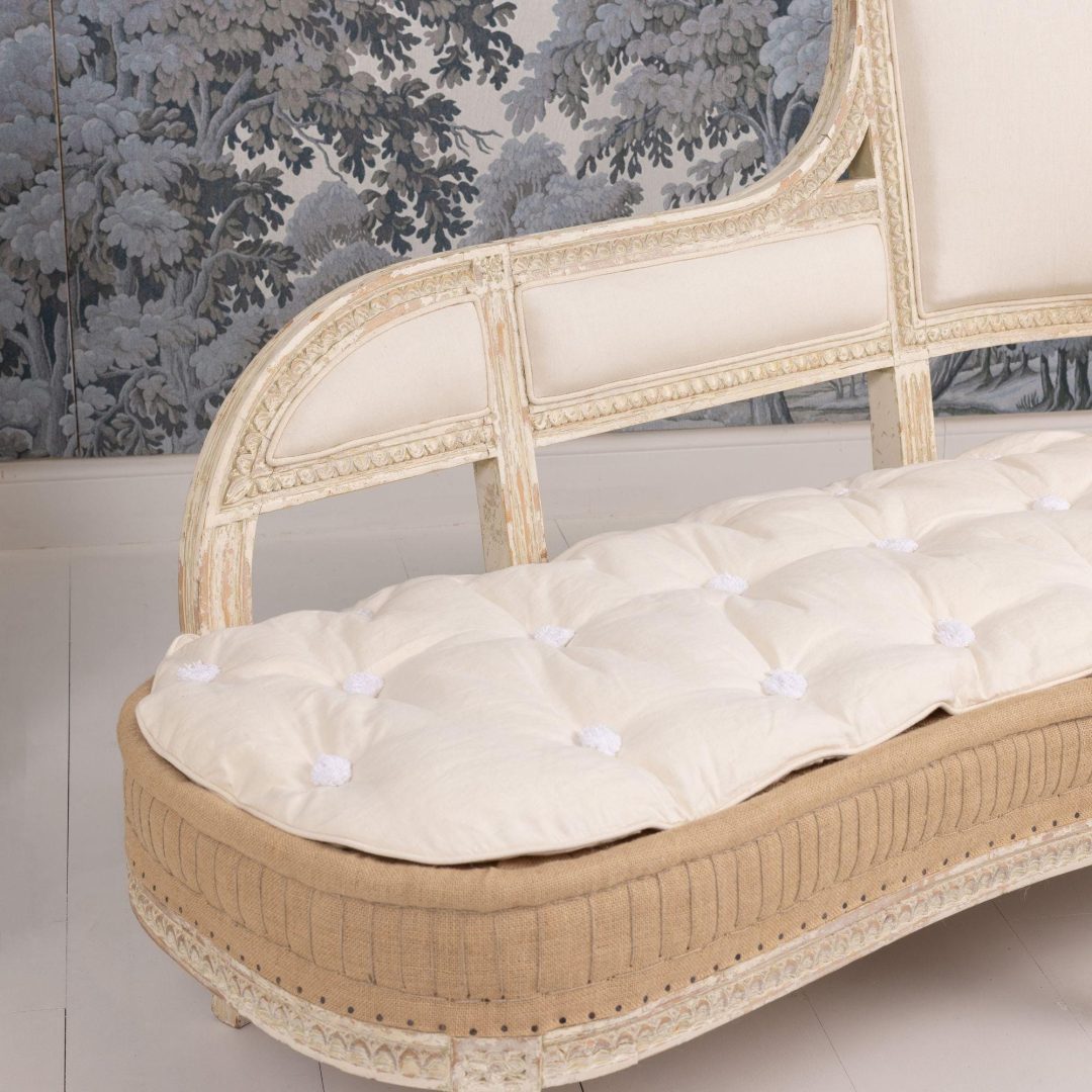 4_2302_18th_century__swedish_gustavian_chaise_lounge_in_original_paint_026