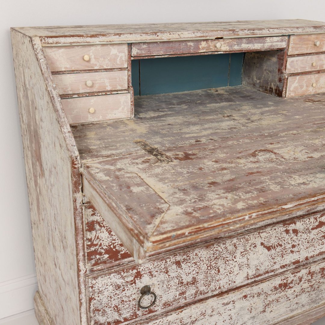 4_2305_19th_century_swedish_bureau_desk_in_original_paint-0005