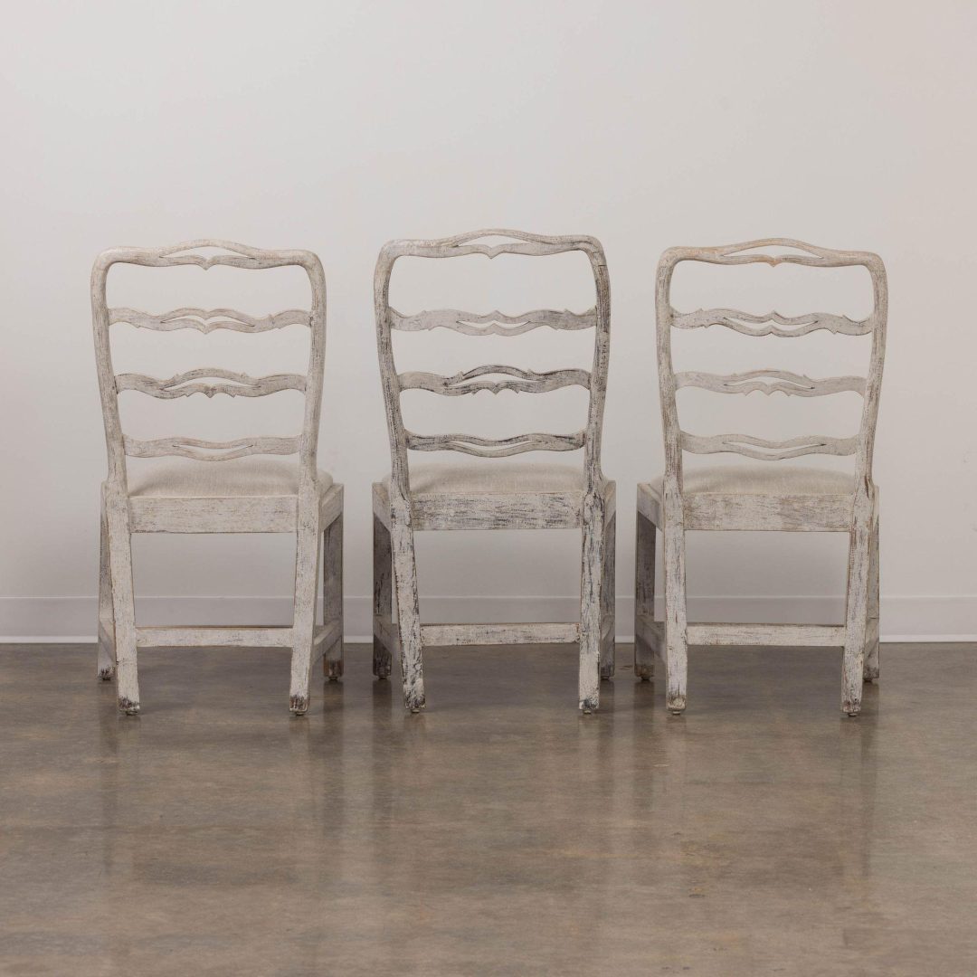 4_850_set_of_six_19th_century_Swedish_Gustavian_chairs_005