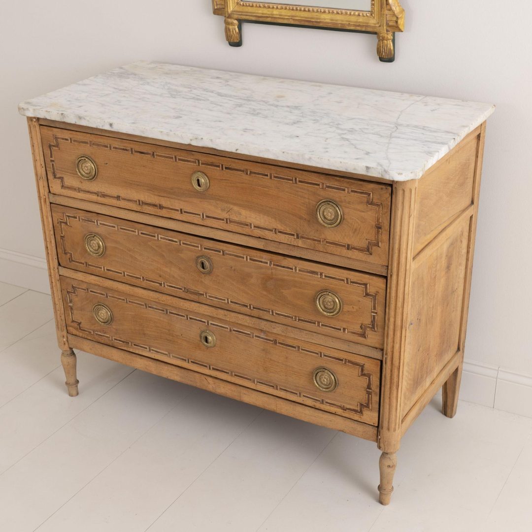 5_2062_French_18th_century_Louis_xvi_chest_commode_marble_top_19