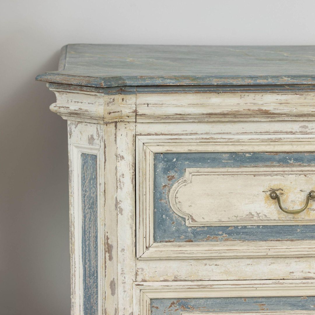 5_2137_18th_century_french_painted_commode_with_hand-painted_marbelized_top_018