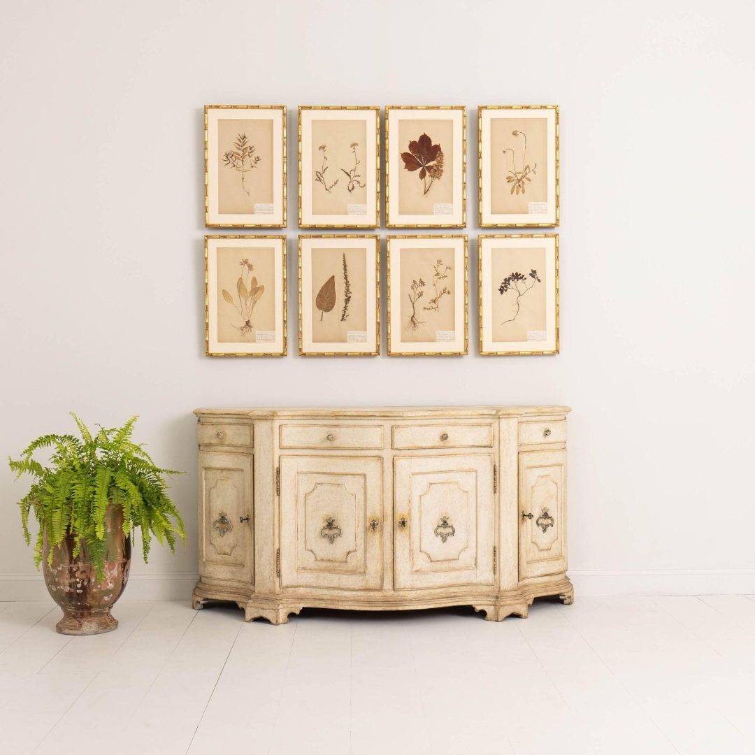 5_2265_Early_20th_century_Italian_painted_buffet_with_serpentine_shape_c_1900_001