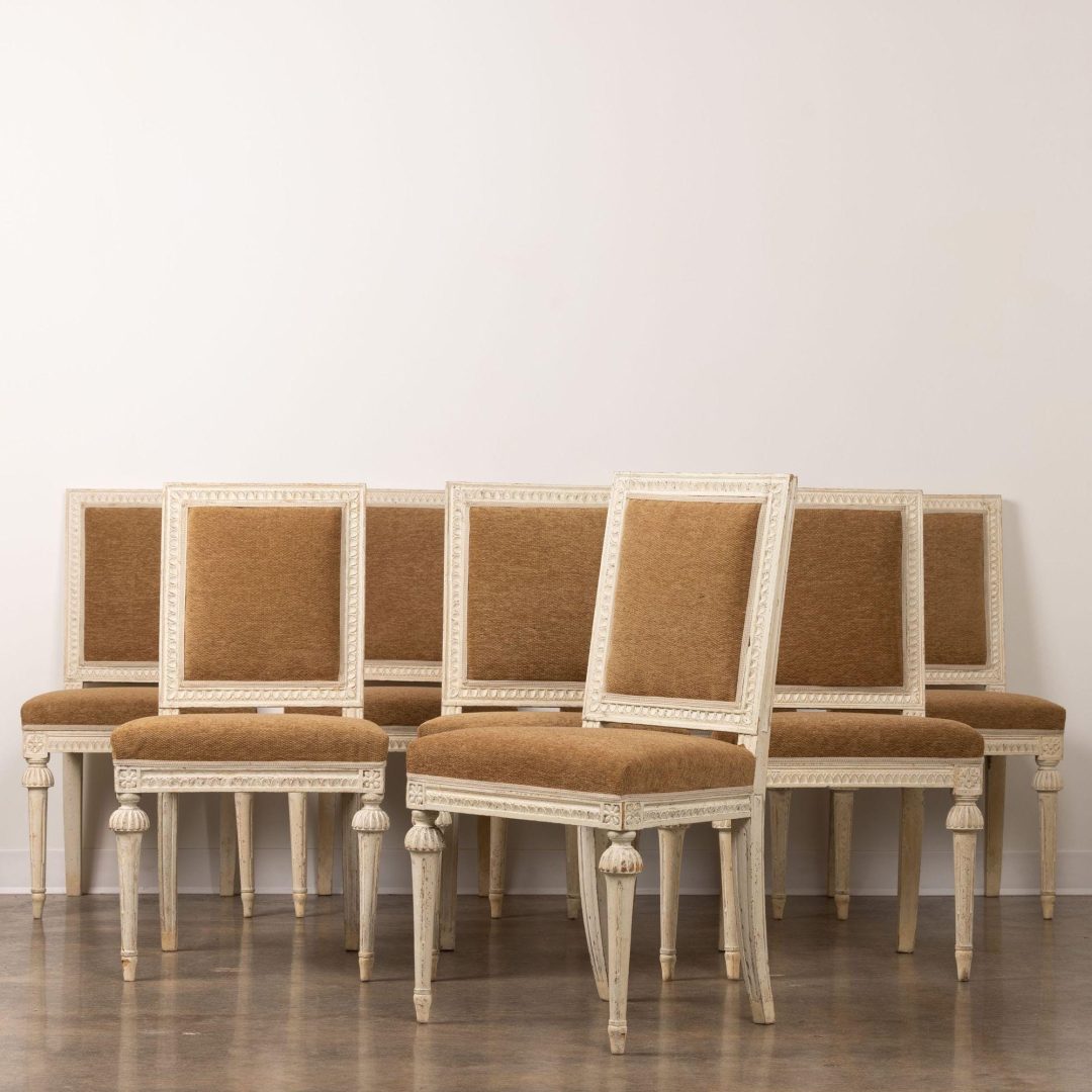 5_2287_18th_century_set_of_eight_swedish_gustavian_chairs_in_original_paint-0011