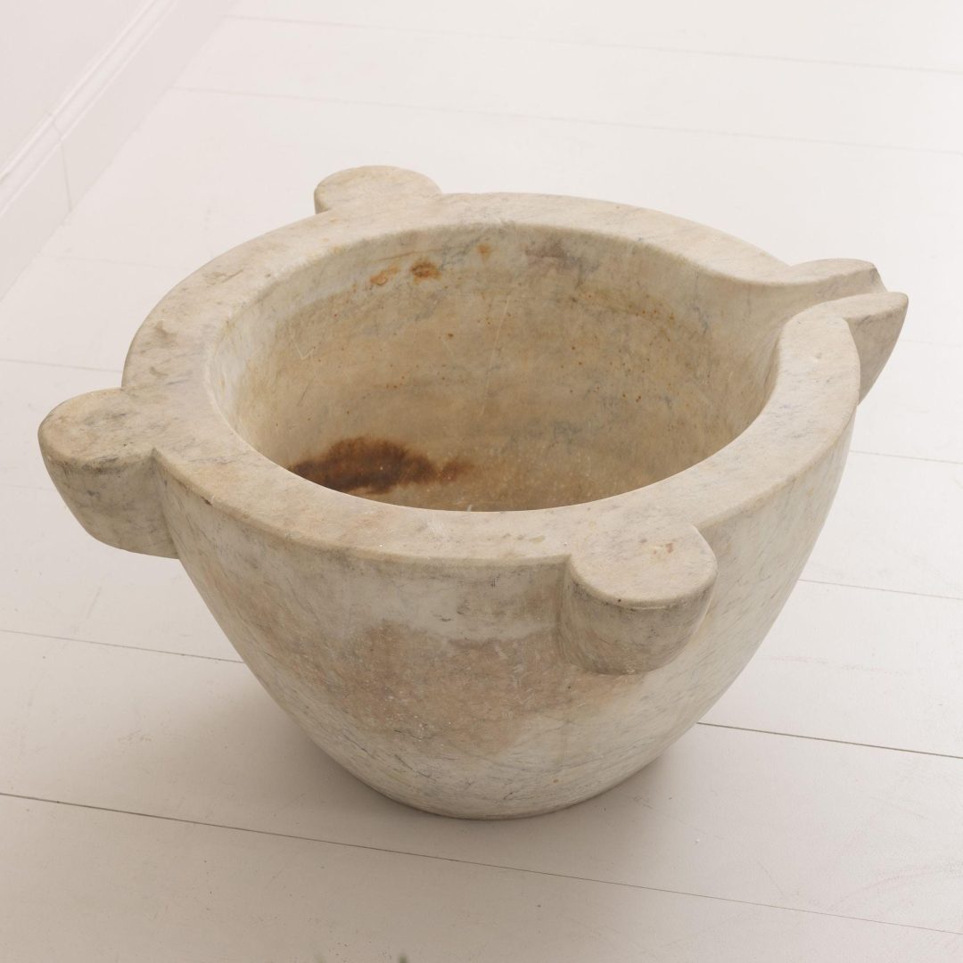 6_2040_17th_century_italian_marble_mortar_4