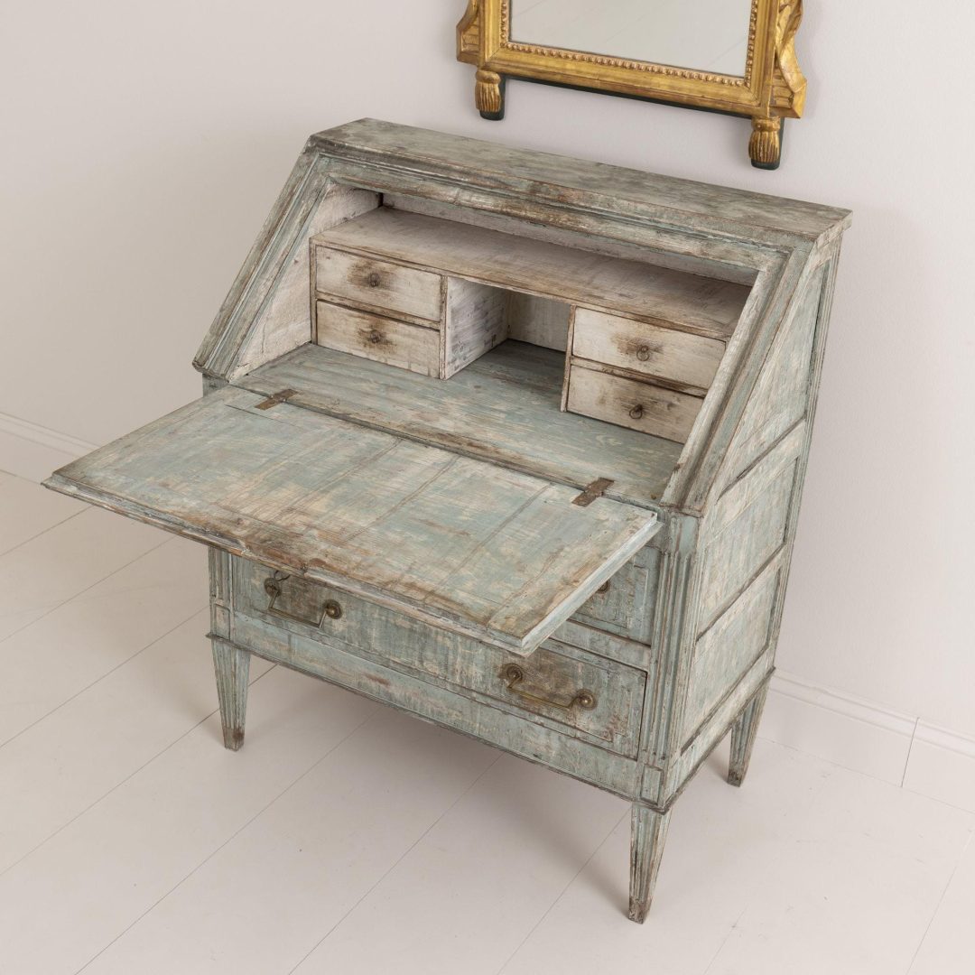 6_2055_18th_century_painted_french_secretary_desk_5