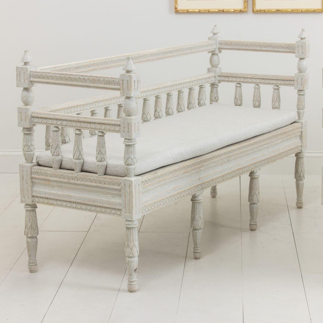 6_2097_19th_century_swedish_gustavian_pair_painted_benches_sofas_dalarna_037