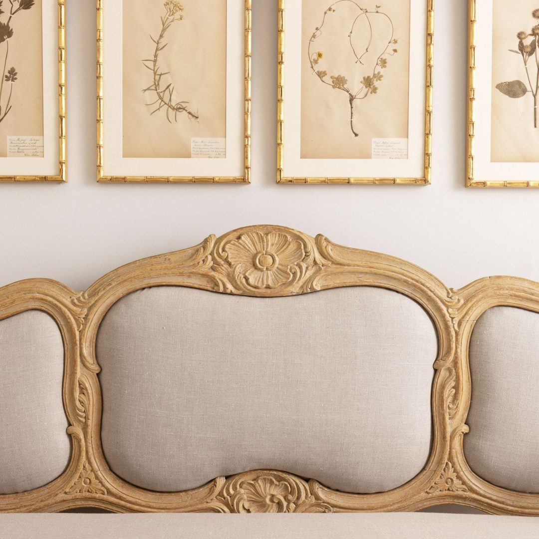 6_2129_18th_century_swedish_original_paint_rococo_sofa_bench_settee_8