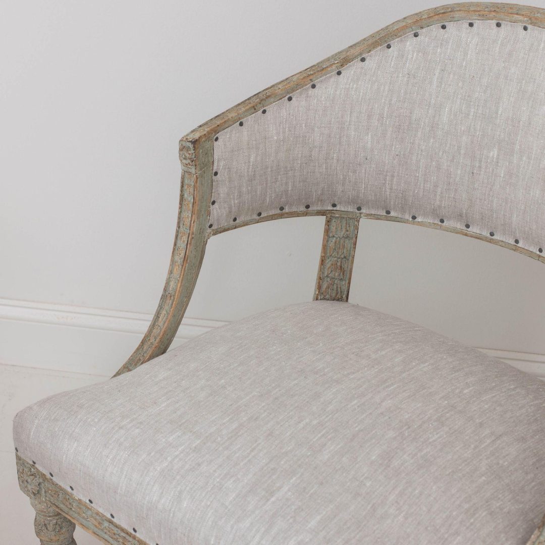 6_2164_pair_of_19th_century_swedish_gustavian_upholstered_barrel_back_armchairs_014
